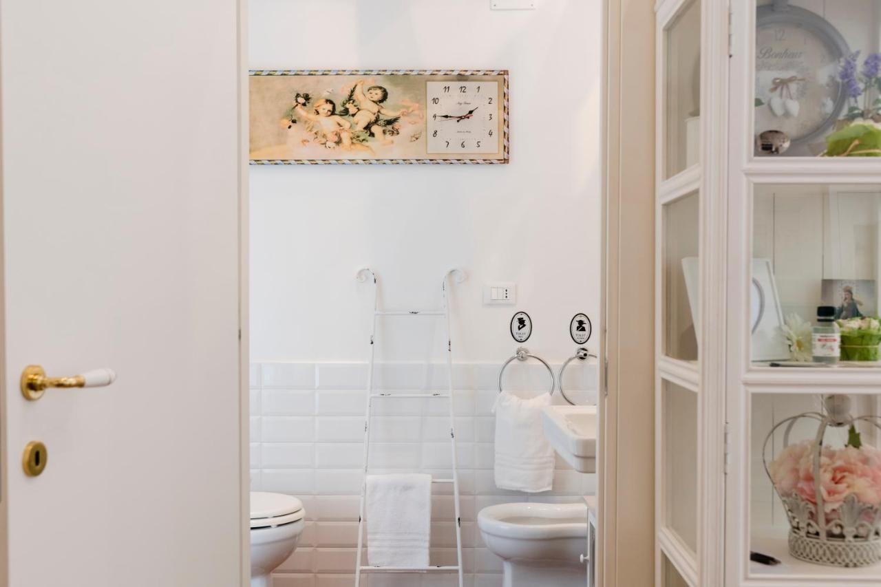 Capo Le Case, Romantic Flat Near Spanish Steps Exterior photo